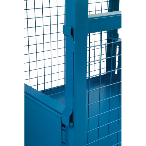 Contenants de vrac empilables, 34,5" la x 40,5" p x 30" h, Capacit&eacute; de 3000 lb Trail Hammer and Bolt