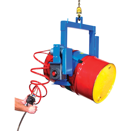 BASCULE BARIL POUDRE MOTEUR AIR, Baril de 55 gal. US (45 gal. imp.), Capacit&eacute; 1500 lb/680 kg Trail Hammer and Bolt