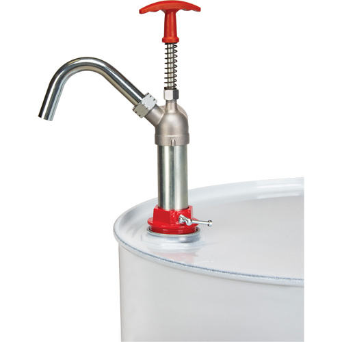 Pompes &agrave; barils de type &agrave; tirer, Pour 55 gal., 22 oz/course Trail Hammer and Bolt