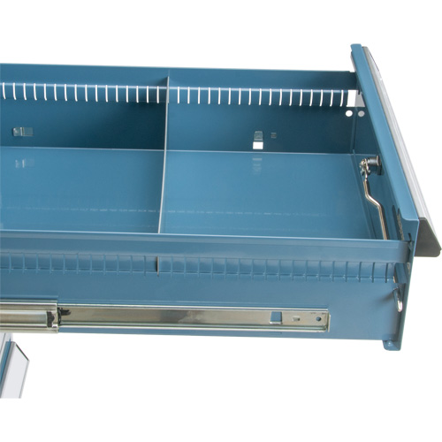 &eacute;tabli sur pi&eacute;destal avec une porte & deux tiroirs, 2 Tiroirs, 18" la x 21" p x 28" h Trail Hammer and Bolt