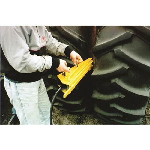 Pro Series Dual Agricultural Hydraulic Bead Breaker Trail Hammer and Bolt