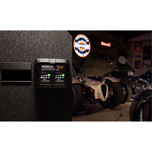 Chargeur de batterie 2 sorties de 4 A Genius 2X2 Trail Hammer and Bolt