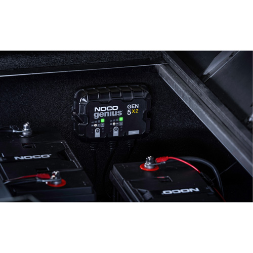 Genius&reg; Gen5X2 2-Bank, 10-Amp On-Board Battery Charger Trail Hammer and Bolt