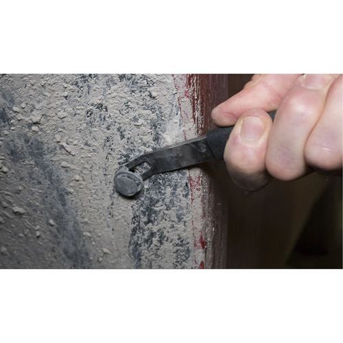 Double-Ended Clip Lifter Trail Hammer and Bolt