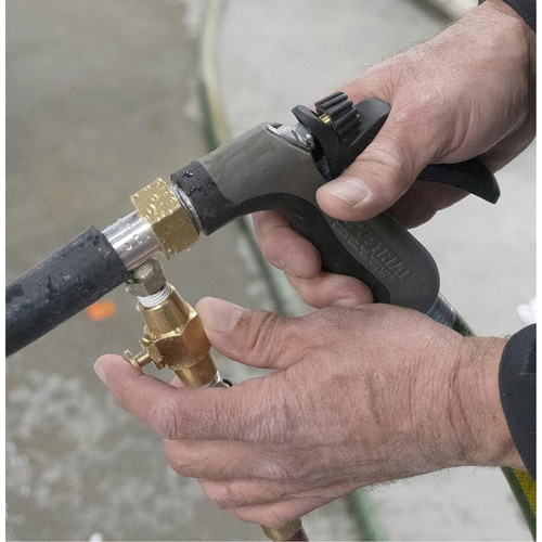 Outil de rinçage &agrave; contre-courant pour radiateur avec air Trail Hammer and Bolt