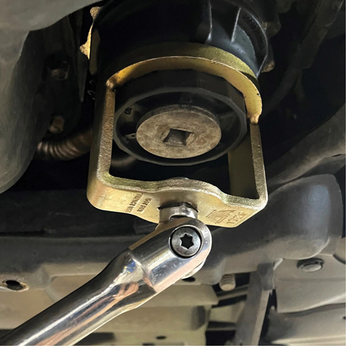 Toyota Oil Filter Wrench - 4, 6 & 8 Cylinder Trail Hammer and Bolt