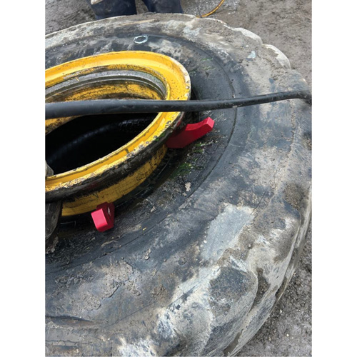 Cale de talon MEGABITE de 1 & 4 cm Trail Hammer and Bolt