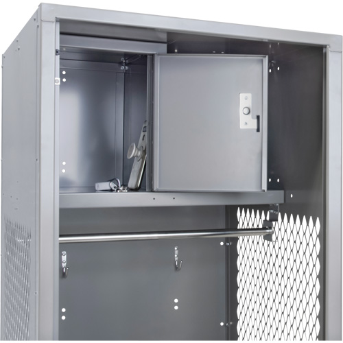 Casier pour &eacute;quipement, Acier, 24" la x 24" p x 72" h, Gris Trail Hammer and Bolt