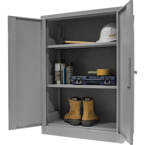 Armoire de rangement &agrave; hauteur de comptoir, Acier, 2 Tablettes, 42" h x 30" la x 15" P, Gris Trail Hammer and Bolt