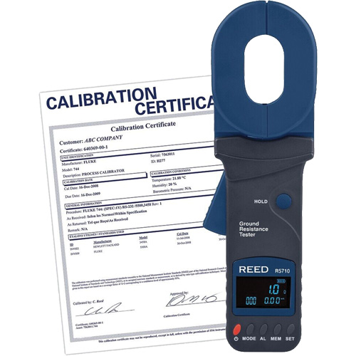Testeur de r&eacute;sistance de terre &agrave; pince avec certificat de calibration Trail Hammer and Bolt