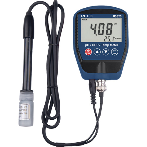 pH/mV Meter with Temperature Trail Hammer and Bolt