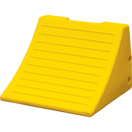 Cales-roue robustes, Polyur&eacute;thane, Jaune s&eacute;curit&eacute;, 15-1/10" la x 15" p x 11" h Trail Hammer and Bolt