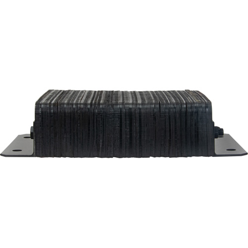 Butoirs de quai lamell&eacute;s, Horizontal, Caoutchouc, 18" la x 4" p x 12" h Trail Hammer and Bolt