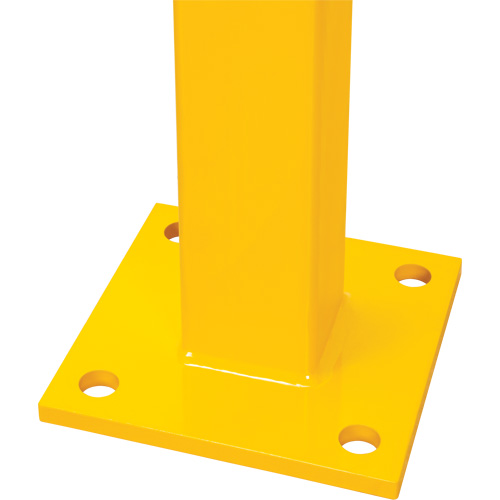 Poteau de coin pour garde-corps l&eacute;gers, Acier, 42" h, Jaune s&eacute;curit&eacute; OSHA Trail Hammer and Bolt