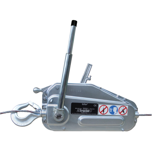 Palan &agrave; c&acirc;ble d'acier Tirfor - TU17, Diam&egrave;tre du fil 5/16", Capacit&eacute; 2000 lb (1 tonne) Trail Hammer and Bolt
