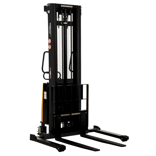 Gerbeur pour chariot &eacute;l&eacute;vateur, Fonctionnement &eacute;lectrique, Capacit&eacute; 2000 lb, Lev&eacute;e max 137" Trail Hammer and Bolt