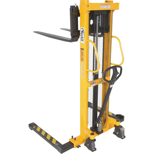 Gerbeur hydraulique manuel, Fonctionnement Pompe manuelle, Capacit&eacute; 2000 lb, Lev&eacute;e max 63" Trail Hammer and Bolt