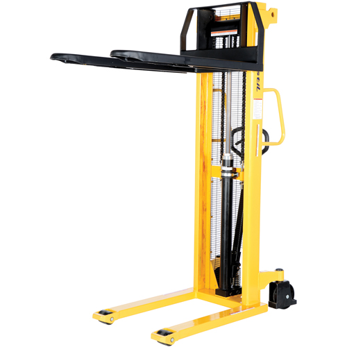 Gerbeur hydraulique manuel, Fonctionnement Pompe manuelle, Capacit&eacute; 2000 lb, Lev&eacute;e max 63" Trail Hammer and Bolt
