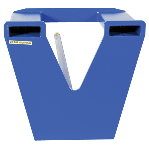 Fl&egrave;che de chariot &eacute;l&eacute;vateur pour tapis, 108-1/2" longueur, Install&eacute; sur fourche, Capacit&eacute; de 2500 lb Trail Hammer and Bolt