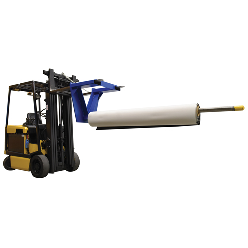 Fl&egrave;che de chariot &eacute;l&eacute;vateur pour tapis, 108-1/2" longueur, Install&eacute; sur fourche, Capacit&eacute; de 2500 lb Trail Hammer and Bolt