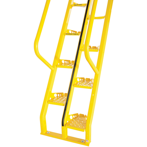 ESCALIER SEMELLE ALTERN55LOX120H 68 DEGRES Trail Hammer and Bolt