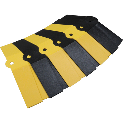 Syst&egrave;me de protection de c&acirc;bles Ultra-Sidewinder - grand , 14,125" x 13,675" x 2,13", 13500 lb (6,75 tons) Trail Hammer and Bolt