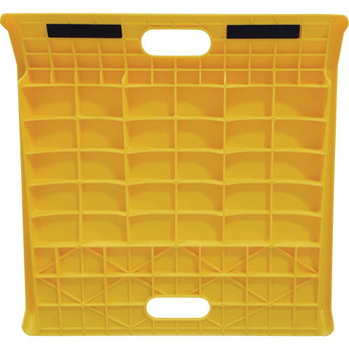 Rampe de trottoir portable en poly pour diable, Capacit&eacute; de 1000 lb, 27" la x 27" lo Trail Hammer and Bolt