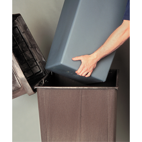 Contenants Landmark Series Classique - doublures rigides, 24.67 gal. US Trail Hammer and Bolt