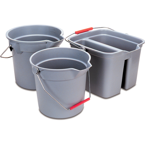 Seau Brute, Capacit&eacute; de 3.5 gal. US (14 pintes), Gris Trail Hammer and Bolt