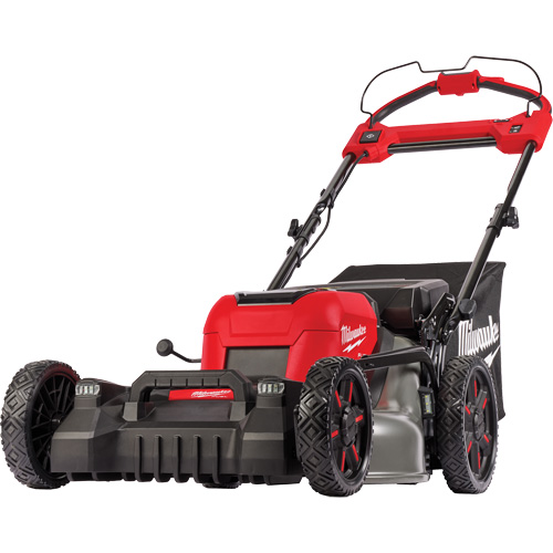 Ensemble de tondeuse sans fil autopropuls&eacute;e &agrave; double pile M18 Fuel, Pouss&eacute;e automatique, &agrave; pile, Largeur de coupe 21" Trail Hammer and Bolt