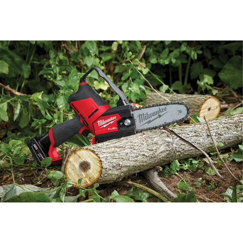 Scie d&eacute;lagage M12 Fuel Hatchet 6" Trail Hammer and Bolt
