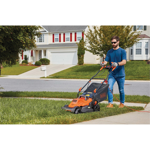 Tondeuse &agrave; gazon avec poign&eacute;e confortable, Pouss&eacute;e, &eacute;lectrique, Largeur de coupe 17" Trail Hammer and Bolt