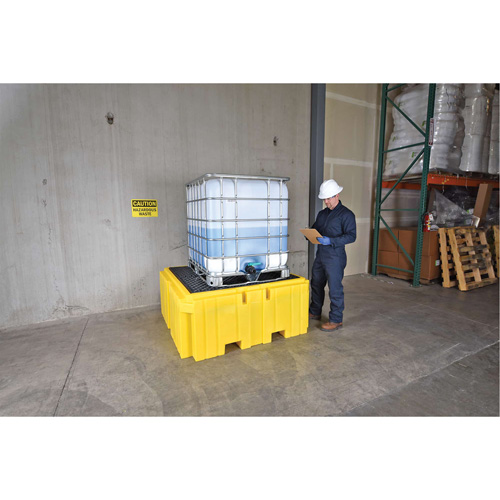 GRV Spill Pallet Plus sans drain, Capacit&eacute; de d&eacute;versement 365 gal. US, 62" x 62" x 28" Trail Hammer and Bolt