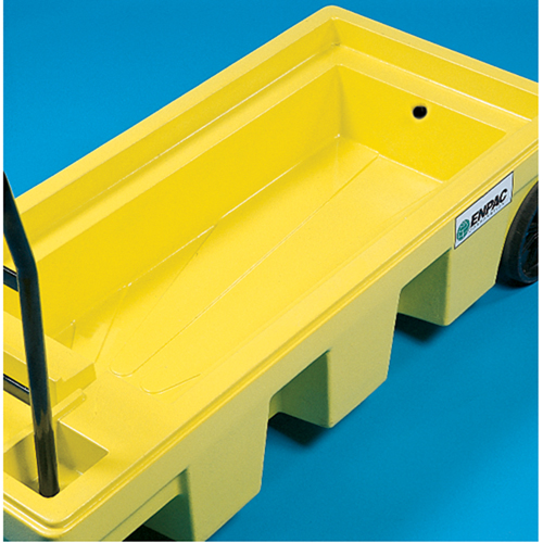 Chariots Poly-Spillcart, 66,5" lo x 29" la x 43,9" h, Cap. de d&eacute;versement 57 gal. US Trail Hammer and Bolt