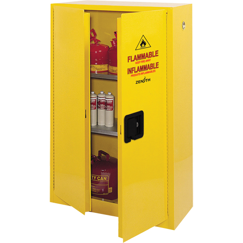 Armoire pour produits inflammables, 45 gal., 2 Porte(s), 43" La x 65" h x 18" p Trail Hammer and Bolt