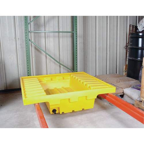 Contenant de confinement Ultra-Rack Sump, 51,5'' lo x 51,5'' la x 12" ha, 66 gal. US Capacit&eacute; Trail Hammer and Bolt