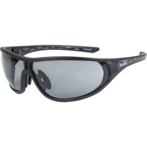Lunettes de s&eacute;curit&eacute; de s&eacute;rie Z3000, Lentille Grise/fum&eacute;e, Anti-&eacute;gratignures, ANSI Z87+/R&eacute;pond ou surpasse la norme CSA Z94.3 Trail Hammer and Bolt