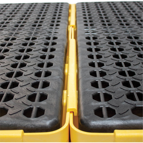Low Profile Spill Pallet, 51 US gal. Spill Capacity, 49" x 48" x 6.5" Trail Hammer and Bolt