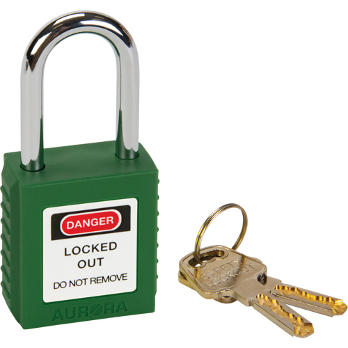 Verrou de s&eacute;curit&eacute;, Vert, Cl&eacute;s diff&eacute;rentes, Thermoplastique, Largeur de 1-1/2" Trail Hammer and Bolt