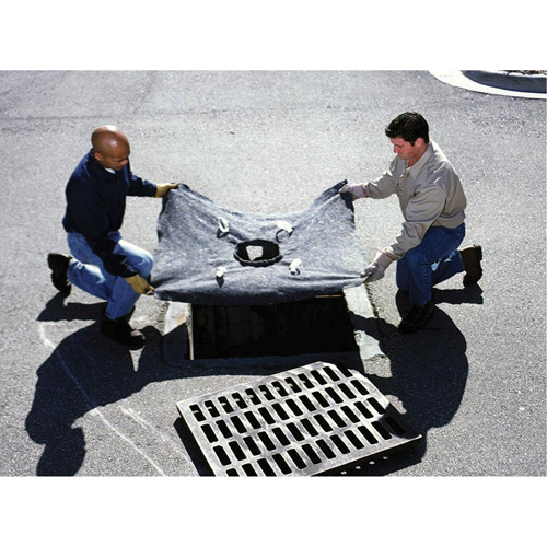 Bac de r&eacute;tention Recycled Ultra-Drain Guard, Huile & s&eacute;diments, 48" lo x 36" la Trail Hammer and Bolt