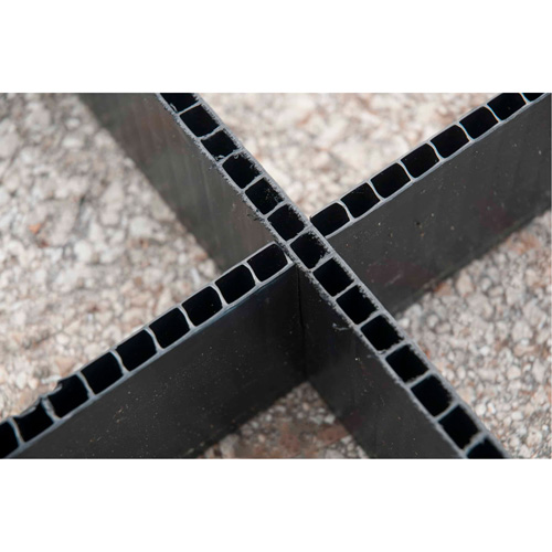 4-Drum Flexible Ultra-Spill Pallet&reg;, 66 US gal. Spill Capacity, 48" x 48" x 7" Trail Hammer and Bolt