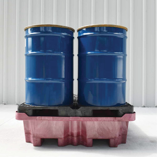 Palette de d&eacute;versement Ultra-Spill King, 4 barils, Capacit&eacute; de d&eacute;versement 85 gal. US, 51" x 51" x 17,5" Trail Hammer and Bolt