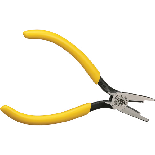 PINCE COUPANTE DE COTE PR SERTISSAGE DE CONNECTI Trail Hammer and Bolt