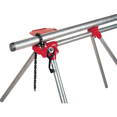 Top Screw Stand Chain Vise #560 Trail Hammer and Bolt