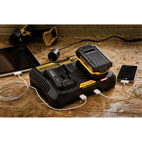 Max Jobsite Charging Station, 12 V/20 V, Lithium-Ion Trail Hammer and Bolt