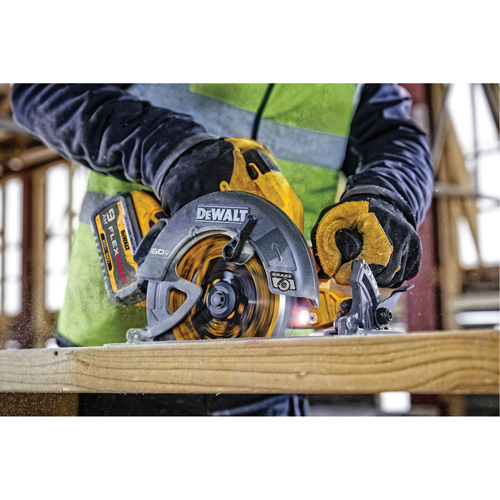 Ensemble de scie circulaire sans balai Flexvolt Max avec frein &eacute;lectrique, 7-1/4", 60 V Trail Hammer and Bolt
