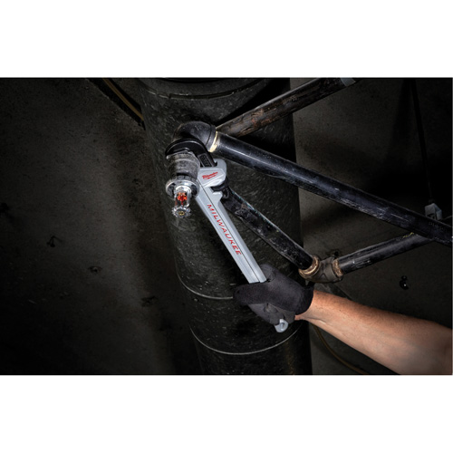 Cl&eacute; &agrave; tuyau avec manche Powerlength, Cap des m&acirc;choires 1-1/2", Longueur 10" Trail Hammer and Bolt
