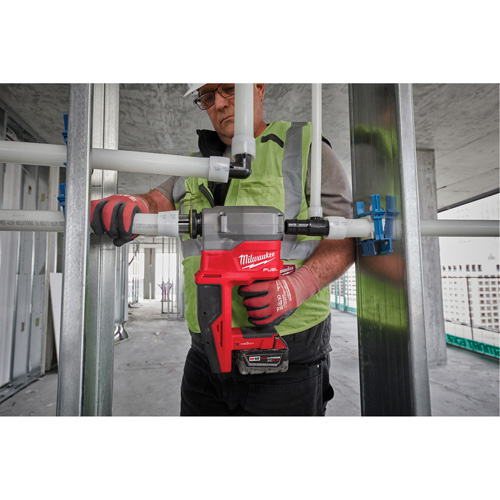 Ensemble &agrave; mandriner les tubes sans fil M18 Fuel ProPEX avec One-Key Trail Hammer and Bolt