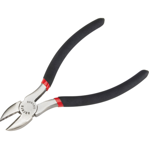 Diagonal Cutting Pliers, 6" L Trail Hammer and Bolt