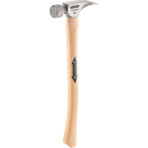 Marteau &agrave; face en titane frais&eacute;e avec manche incurv&eacute; en noyer, 14 oz, Prise en Bois, 18" lo Trail Hammer and Bolt